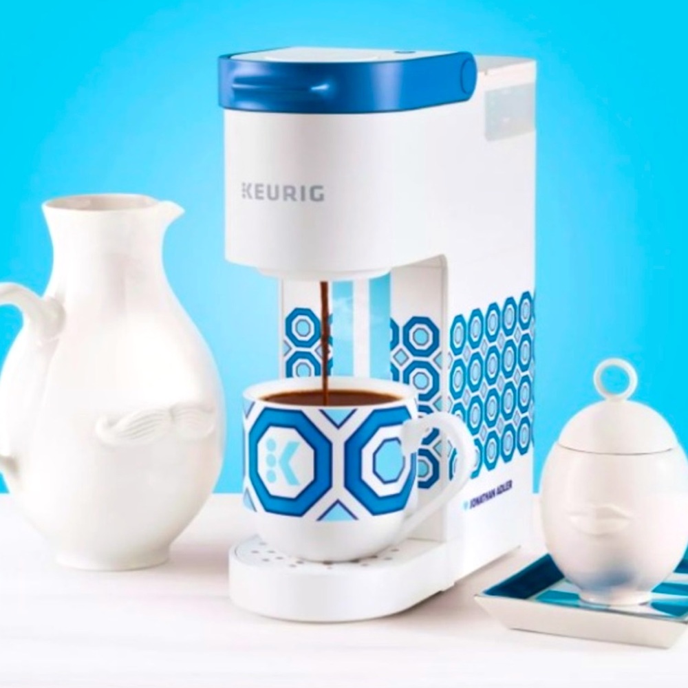 KEURIG K-MINI coffee maker Jonathan Adler special edition K-Pod white NEW